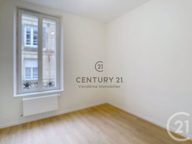 Appartement F3 à louer - 3 pièces - 70.41 m2 - CREPY EN VALOIS - 60 - PICARDIE - Century 21 Vandôme Immobilier
