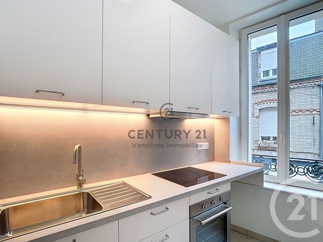 Appartement F3 à louer - 3 pièces - 70.41 m2 - CREPY EN VALOIS - 60 - PICARDIE - Century 21 Vandôme Immobilier