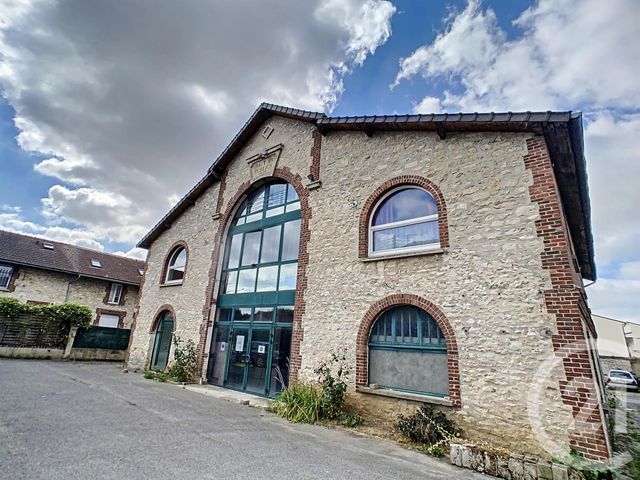 Appartement à louer - 4 pièces - 76.91 m2 - CREPY EN VALOIS - 60 - PICARDIE - Century 21 Vandôme Immobilier