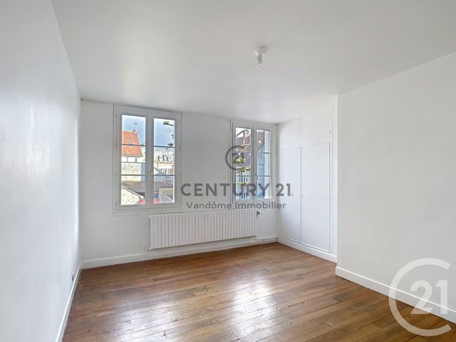 Appartement F4 à louer - 4 pièces - 84.0 m2 - CREPY EN VALOIS - 60 - PICARDIE - Century 21 Vandôme Immobilier