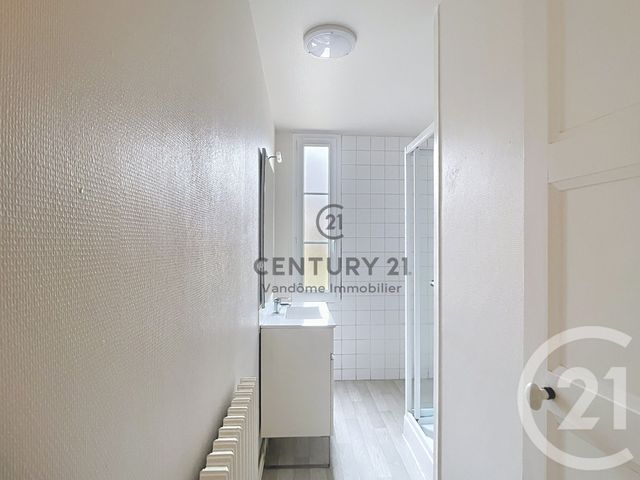 Appartement F2 à louer - 2 pièces - 50.07 m2 - CREPY EN VALOIS - 60 - PICARDIE - Century 21 Vandôme Immobilier