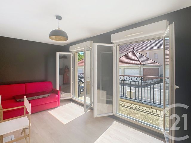 Appartement Studio à vendre - 1 pièce - 25.0 m2 - CREPY EN VALOIS - 60 - PICARDIE - Century 21 Vandôme Immobilier