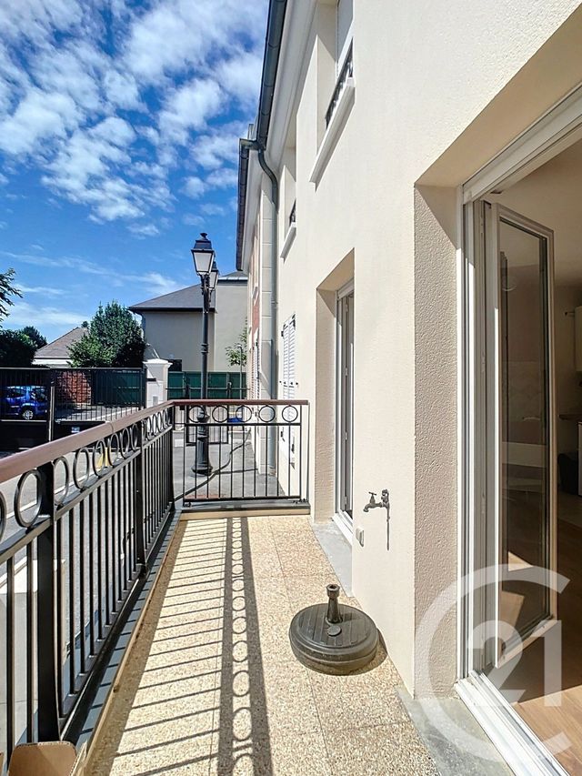 Appartement Studio à vendre - 1 pièce - 25.0 m2 - CREPY EN VALOIS - 60 - PICARDIE - Century 21 Vandôme Immobilier