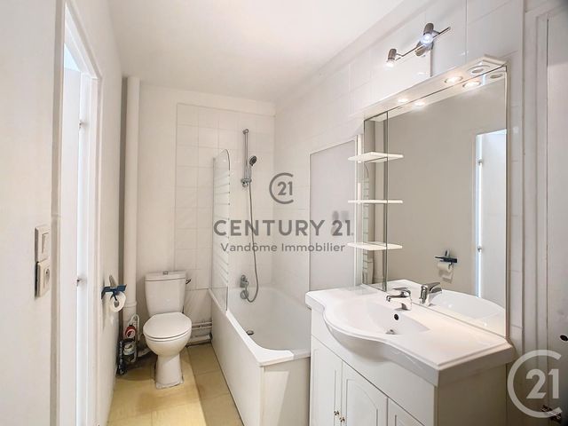 Appartement F2 à louer - 2 pièces - 45.47 m2 - CREPY EN VALOIS - 60 - PICARDIE - Century 21 Vandôme Immobilier