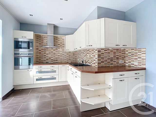 maison à vendre - 5 pièces - 166.0 m2 - CREPY EN VALOIS - 60 - PICARDIE - Century 21 Vandôme Immobilier