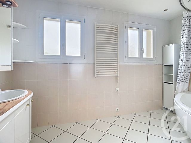 maison à vendre - 5 pièces - 166.0 m2 - CREPY EN VALOIS - 60 - PICARDIE - Century 21 Vandôme Immobilier