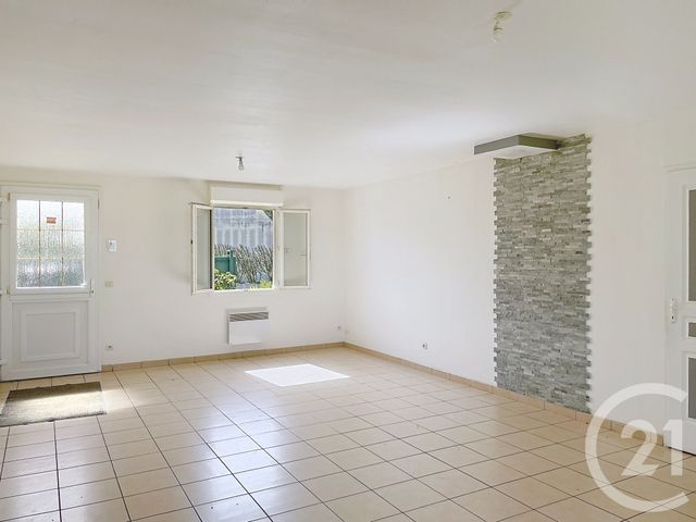 maison à louer - 5 pièces - 89.42 m2 - VILLERS ST GENEST - 60 - PICARDIE - Century 21 Vandôme Immobilier