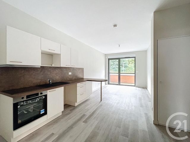 Appartement F2 à louer - 2 pièces - 42.32 m2 - CREPY EN VALOIS - 60 - PICARDIE - Century 21 Vandôme Immobilier