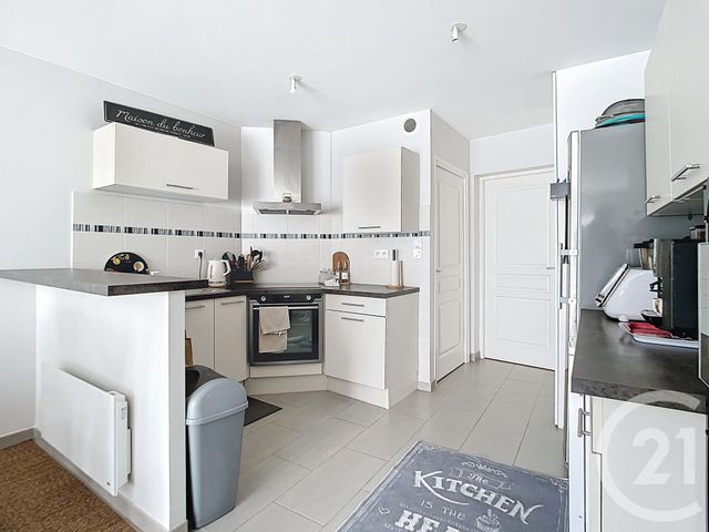 Appartement F4 à vendre - 4 pièces - 97.0 m2 - CREPY EN VALOIS - 60 - PICARDIE - Century 21 Vandôme Immobilier