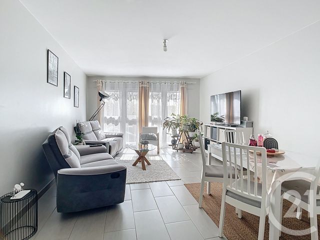 Appartement F4 à vendre - 4 pièces - 97.0 m2 - CREPY EN VALOIS - 60 - PICARDIE - Century 21 Vandôme Immobilier