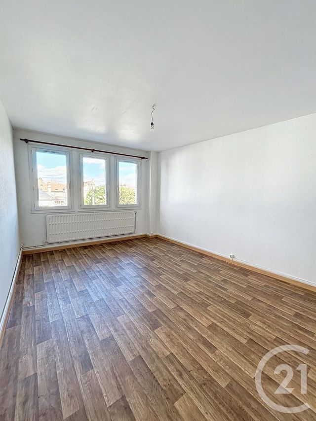 Appartement F2 à louer - 2 pièces - 56.11 m2 - CREPY EN VALOIS - 60 - PICARDIE - Century 21 Vandôme Immobilier