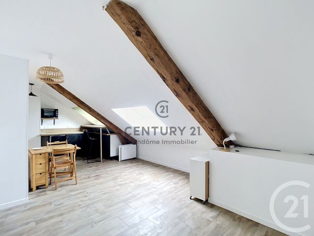 Appartement Studio à louer - 1 pièce - 21.0 m2 - CREPY EN VALOIS - 60 - PICARDIE - Century 21 Vandôme Immobilier