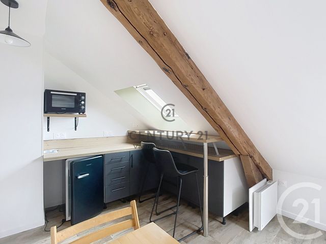 Appartement Studio à louer - 1 pièce - 21.0 m2 - CREPY EN VALOIS - 60 - PICARDIE - Century 21 Vandôme Immobilier