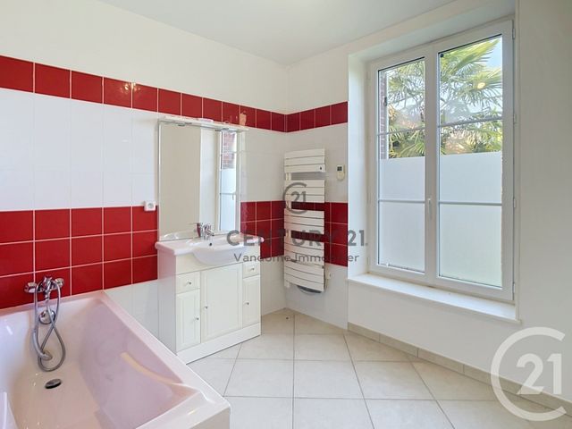 maison à louer - 7 pièces - 157.29 m2 - TRUMILLY - 60 - PICARDIE - Century 21 Vandôme Immobilier