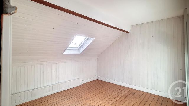 maison à louer - 5 pièces - 110.0 m2 - CREPY EN VALOIS - 60 - PICARDIE - Century 21 Vandôme Immobilier