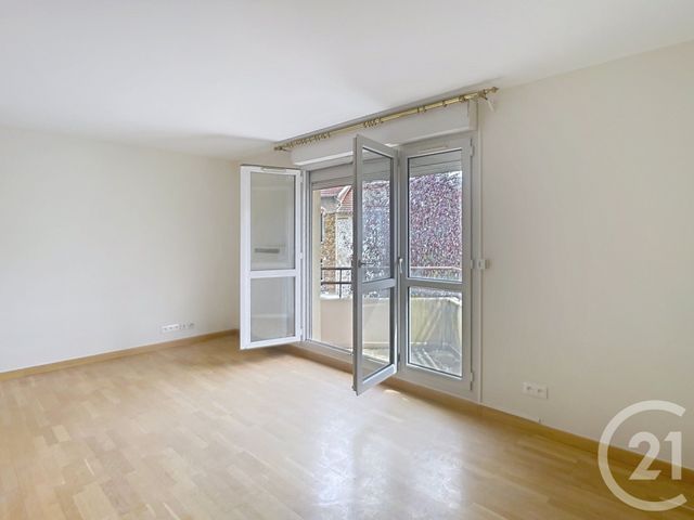 Appartement F5 à louer - 5 pièces - 91.64 m2 - CREPY EN VALOIS - 60 - PICARDIE - Century 21 Vandôme Immobilier