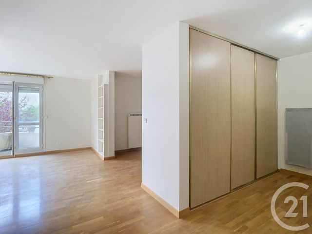 Appartement F5 à louer - 5 pièces - 91.64 m2 - CREPY EN VALOIS - 60 - PICARDIE - Century 21 Vandôme Immobilier