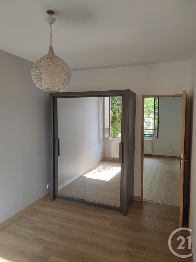 Appartement F2 à louer - 2 pièces - 37.6 m2 - CREPY EN VALOIS - 60 - PICARDIE - Century 21 Vandôme Immobilier