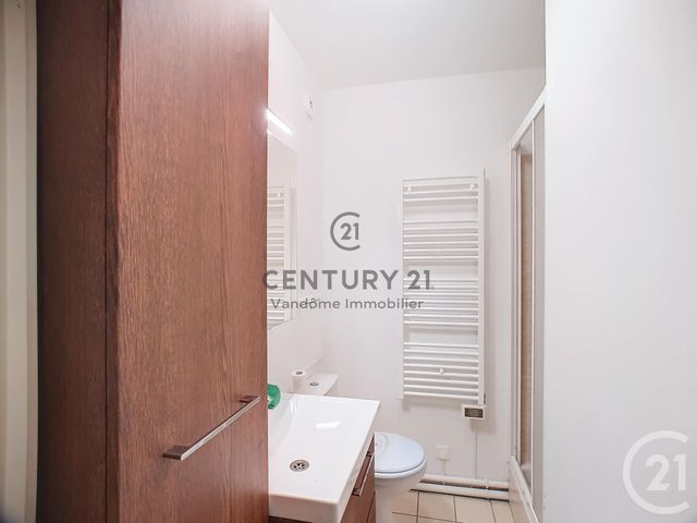 Appartement F1 à louer - 1 pièce - 38.0 m2 - CREPY EN VALOIS - 60 - PICARDIE - Century 21 Vandôme Immobilier