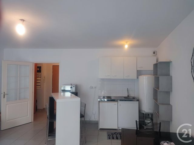Appartement Studio à louer - 1 pièce - 33.22 m2 - BETHISY ST PIERRE - 60 - PICARDIE - Century 21 Vandôme Immobilier