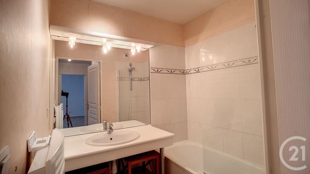 Appartement F2 à louer - 2 pièces - 43.39 m2 - CREPY EN VALOIS - 60 - PICARDIE - Century 21 Vandôme Immobilier