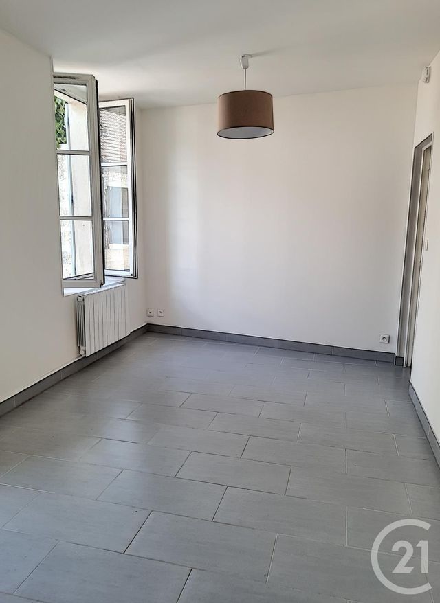 Appartement F2 à louer - 2 pièces - 35.0 m2 - BARBERY - 60 - PICARDIE - Century 21 Vandôme Immobilier