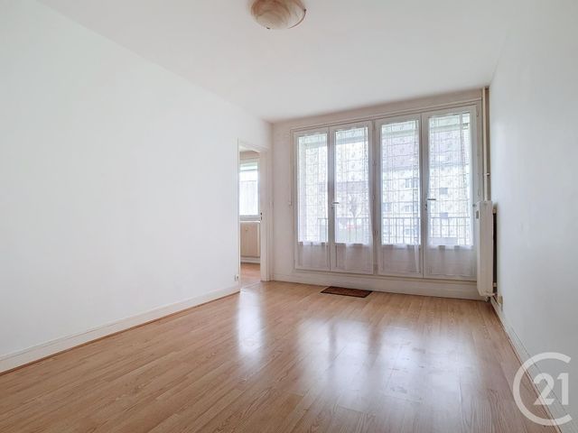 Appartement Studio à vendre - 1 pièce - 28.0 m2 - CREPY EN VALOIS - 60 - PICARDIE - Century 21 Vandôme Immobilier