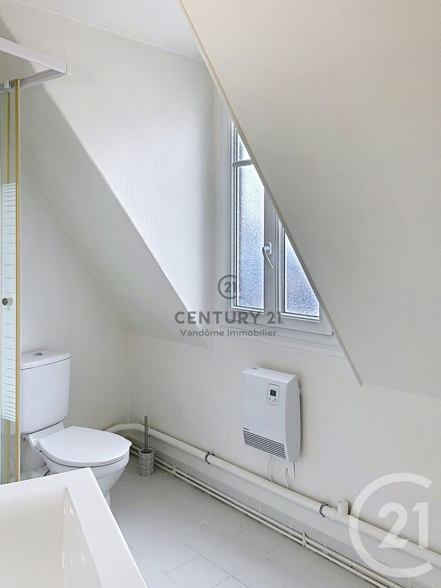 Appartement Studio à louer - 1 pièce - 34.32 m2 - PARIS - 75009 - ILE-DE-FRANCE - Century 21 Vandôme Immobilier