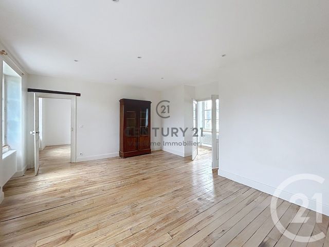 Appartement F1 à louer - 2 pièces - 48.77 m2 - CREPY EN VALOIS - 60 - PICARDIE - Century 21 Vandôme Immobilier