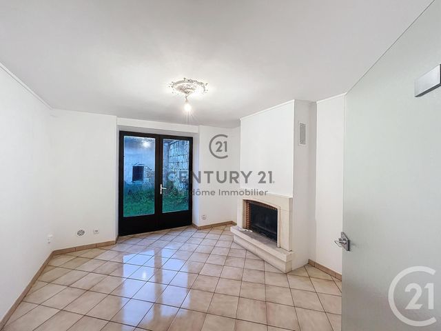 Appartement F2 à louer - 2 pièces - 45.42 m2 - LA FERTE MILON - 02 - PICARDIE - Century 21 Vandôme Immobilier