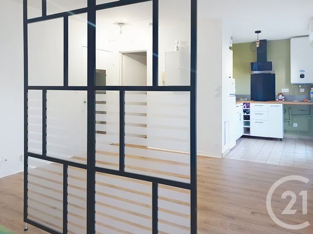 Appartement Studio à vendre - 1 pièce - 30.97 m2 - CREPY EN VALOIS - 60 - PICARDIE - Century 21 Vandôme Immobilier