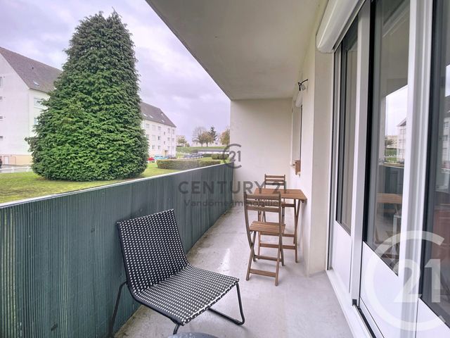 Appartement Studio à louer - 1 pièce - 28.2 m2 - CREPY EN VALOIS - 60 - PICARDIE - Century 21 Vandôme Immobilier