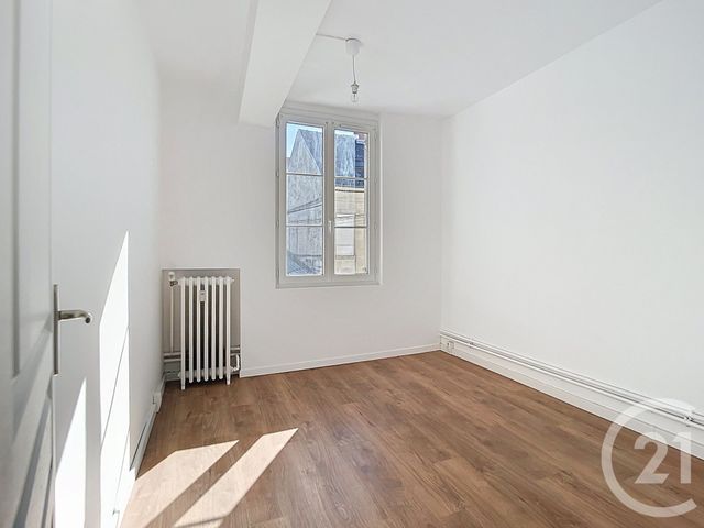 Appartement F2 à vendre - 2 pièces - 40.0 m2 - CREPY EN VALOIS - 60 - PICARDIE - Century 21 Vandôme Immobilier