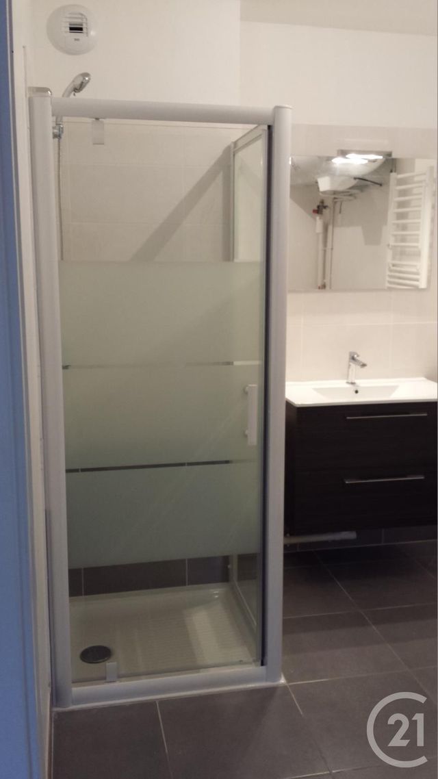 Appartement F2 à louer - 2 pièces - 38.44 m2 - CREPY EN VALOIS - 60 - PICARDIE - Century 21 Vandôme Immobilier