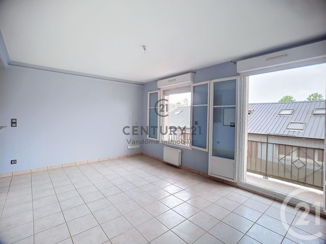 Appartement F2 à vendre - 2 pièces - 45.0 m2 - CREPY EN VALOIS - 60 - PICARDIE - Century 21 Vandôme Immobilier