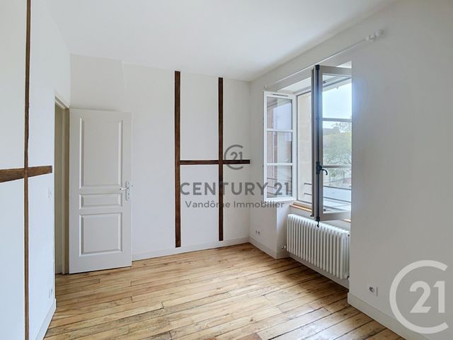 Appartement F4 à louer - 4 pièces - 81.15 m2 - CREPY EN VALOIS - 60 - PICARDIE - Century 21 Vandôme Immobilier