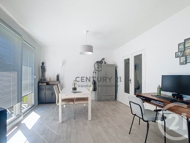 Appartement F3 à vendre - 3 pièces - 62.0 m2 - CREPY EN VALOIS - 60 - PICARDIE - Century 21 Vandôme Immobilier